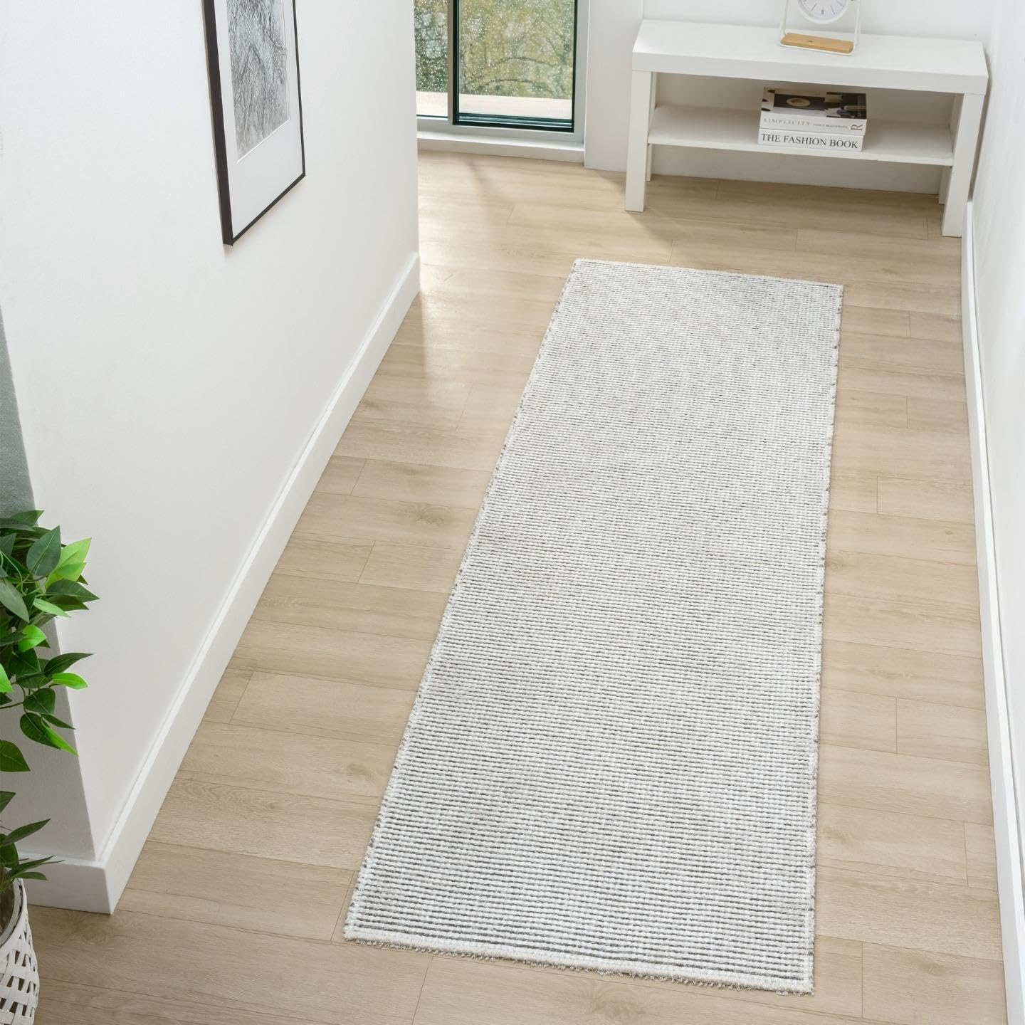 LUXE WEAVERS Machine Woven Two-Tone Beige White 5x7 Area Rug, Indoor Stain-Resistant Fringed Carpet
