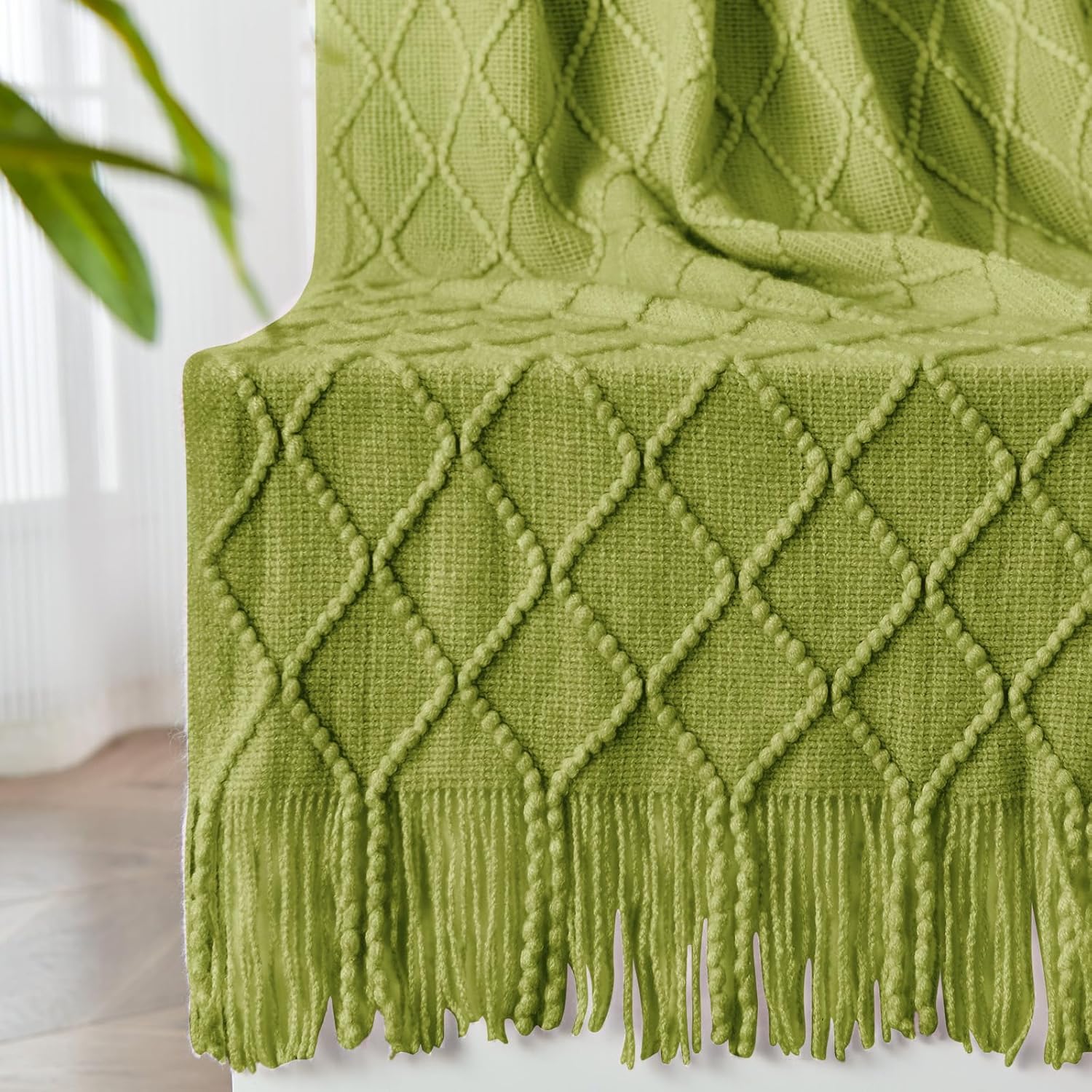 inhand Throw Blanket for Couch Bed,Chunky Chenille Woven Soft Blankets with Tassels, Cozy Boho Farmhouse Fall Winter Decor,Warm for Women,60"x80",Extra Thick-Off White