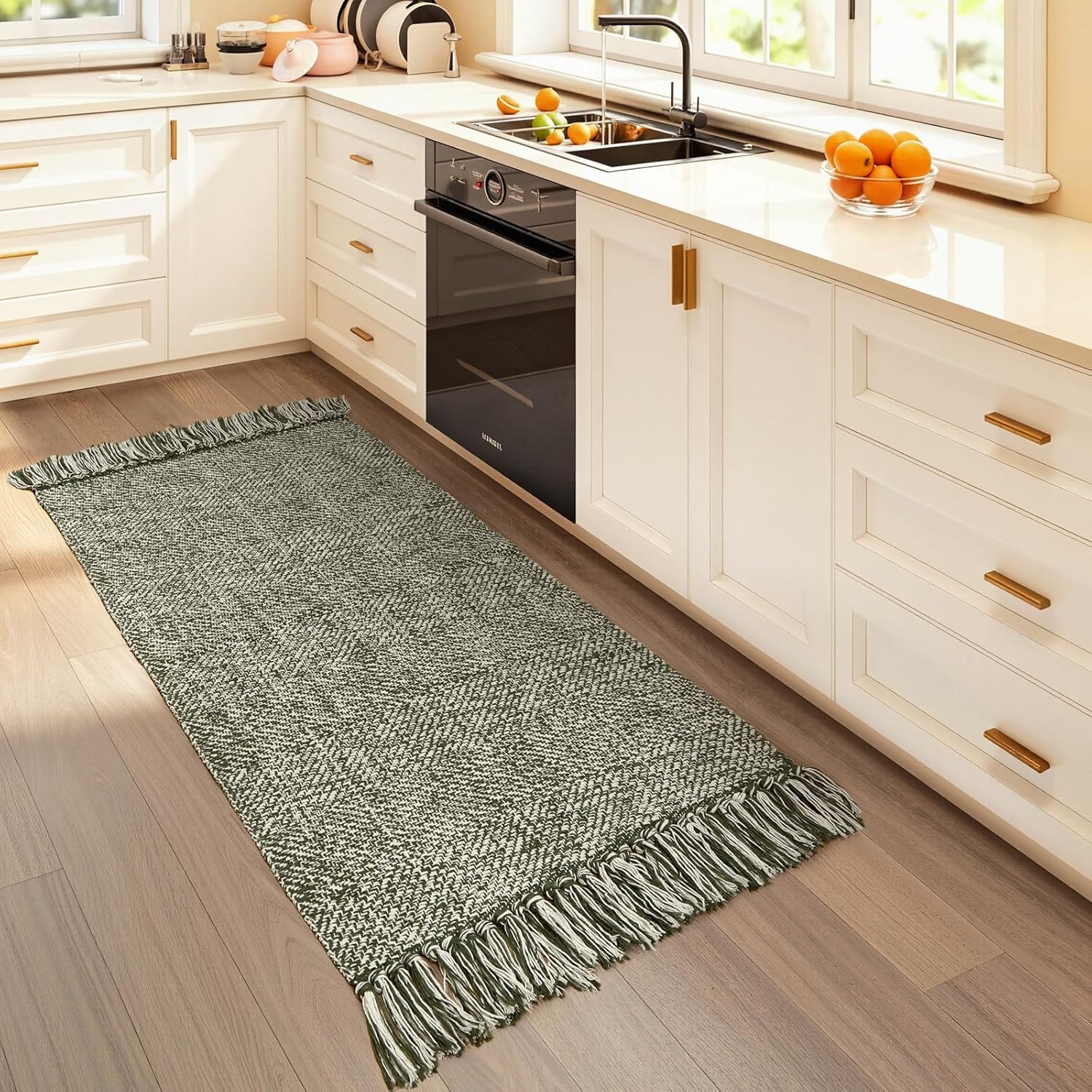 Collive Comfy Area Rug 4' x 6', Tan/Cream Woven Cotton Bedroom Rugs, Modern Indoor Accent Rug Floor Carpet with Tassel for Living Room, Nursery Room, Dining Room, Bedside, Office, Patio Decor