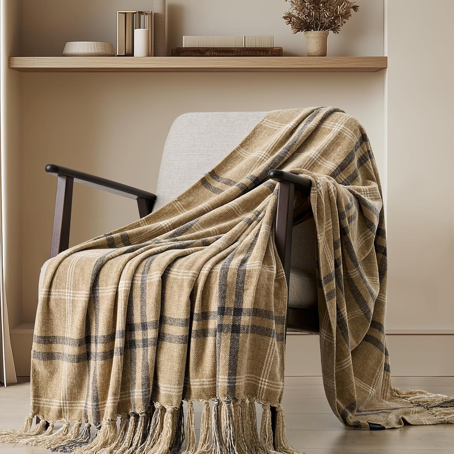 EverGrace Soft Chenille Bed Blanket Queen Size for Bed, Cozy Plush Fuzzy Lightweight Decorative Chenille Knit Throw Blanket with Tassels for Couch Sofa Gift Home Decor, Taupe 90"x90"