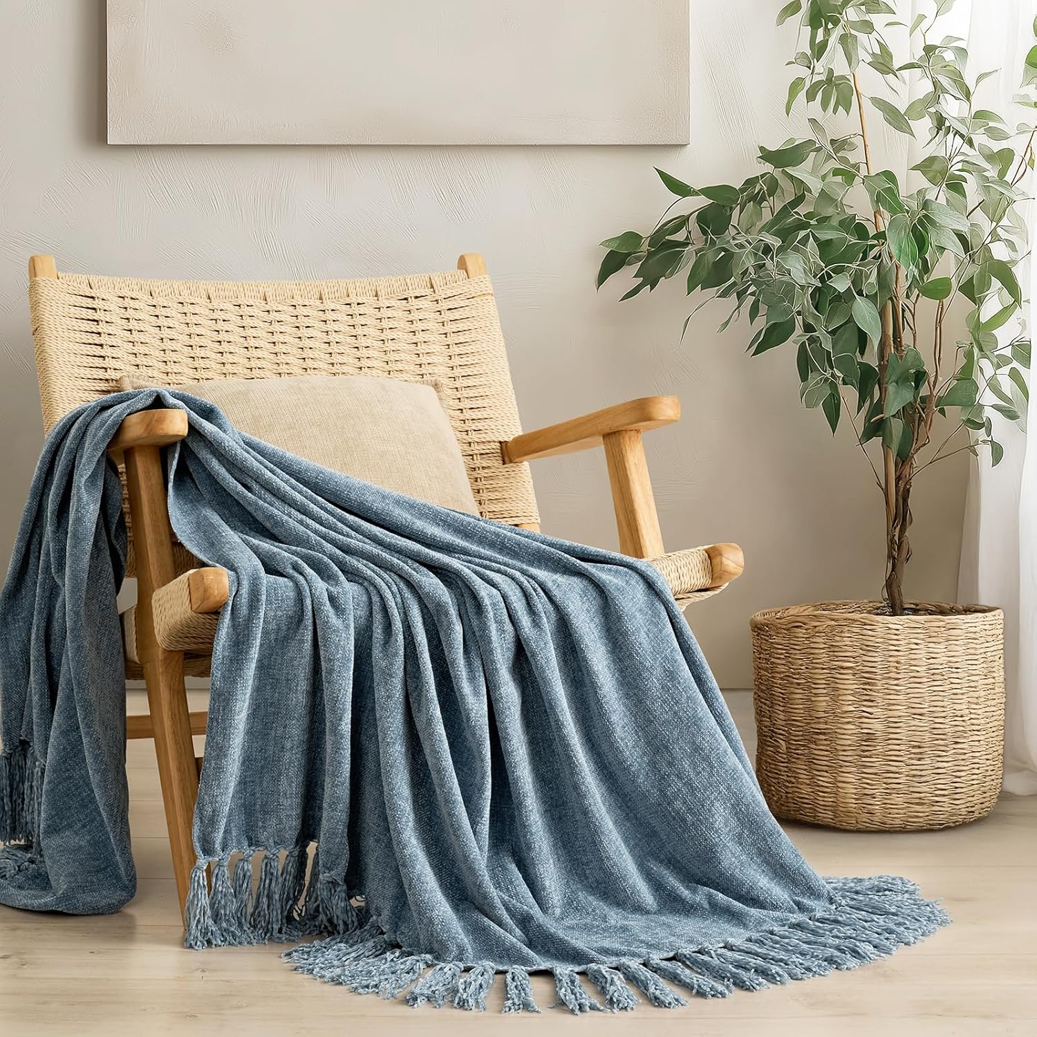 EverGrace Soft Chenille Bed Blanket Queen Size for Bed, Cozy Plush Fuzzy Lightweight Decorative Chenille Knit Throw Blanket with Tassels for Couch Sofa Gift Home Decor, Taupe 90"x90"