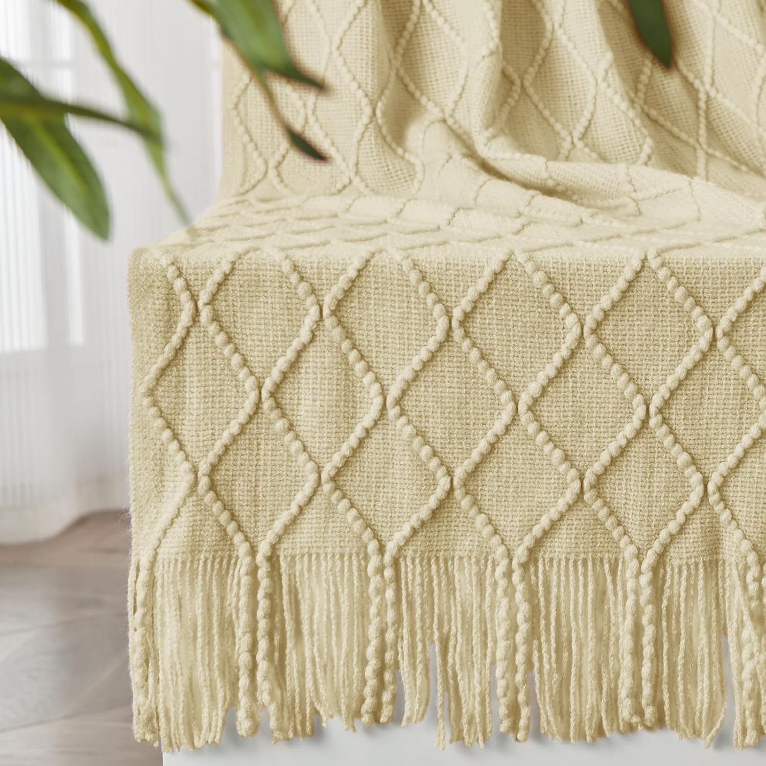 inhand Throw Blanket for Couch Bed,Chunky Chenille Woven Soft Blankets with Tassels, Cozy Boho Farmhouse Fall Winter Decor,Warm for Women,60"x80",Extra Thick-Off White